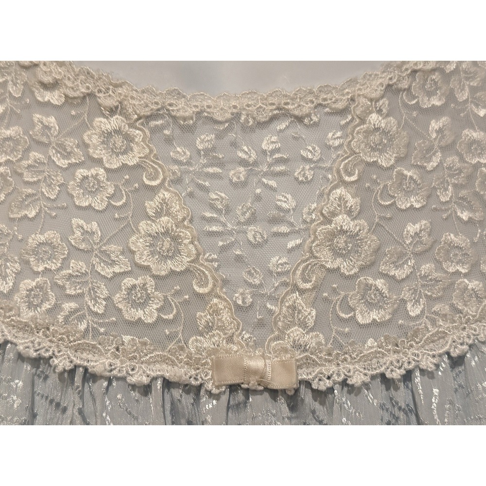 Vintage‎ Christian DIOR Womens Nightgown M Pale Blue Lace Shiny Loungewear - Picture 2 of 7